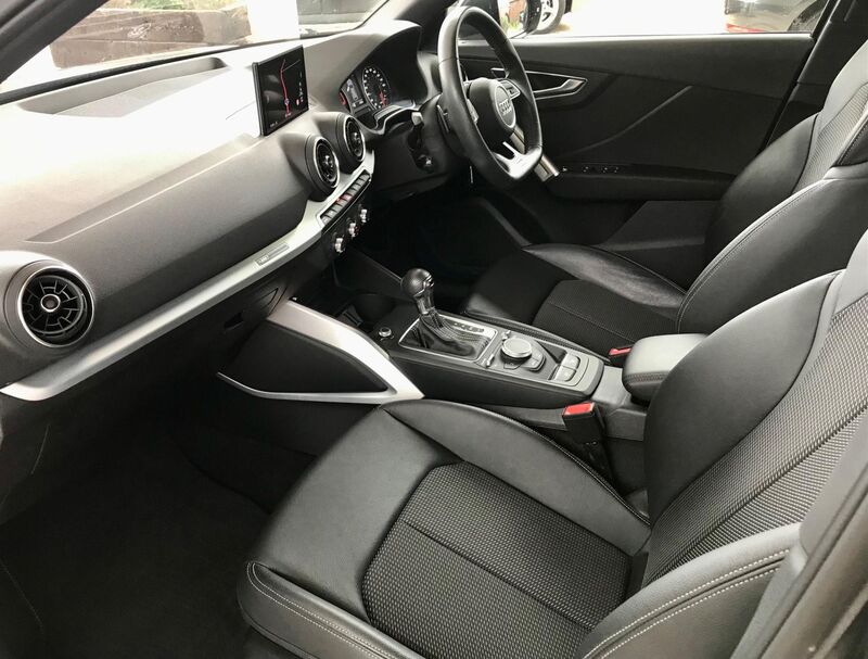 AUDI Q2
