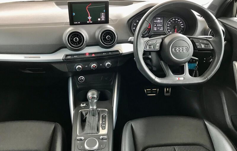 AUDI Q2