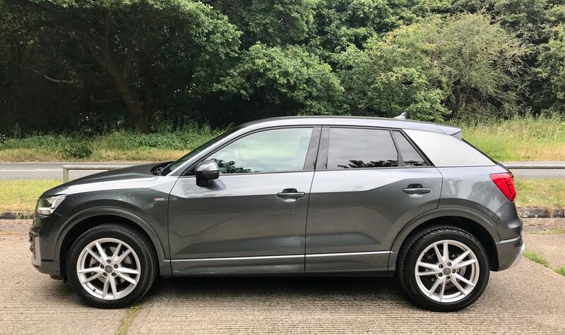 AUDI Q2