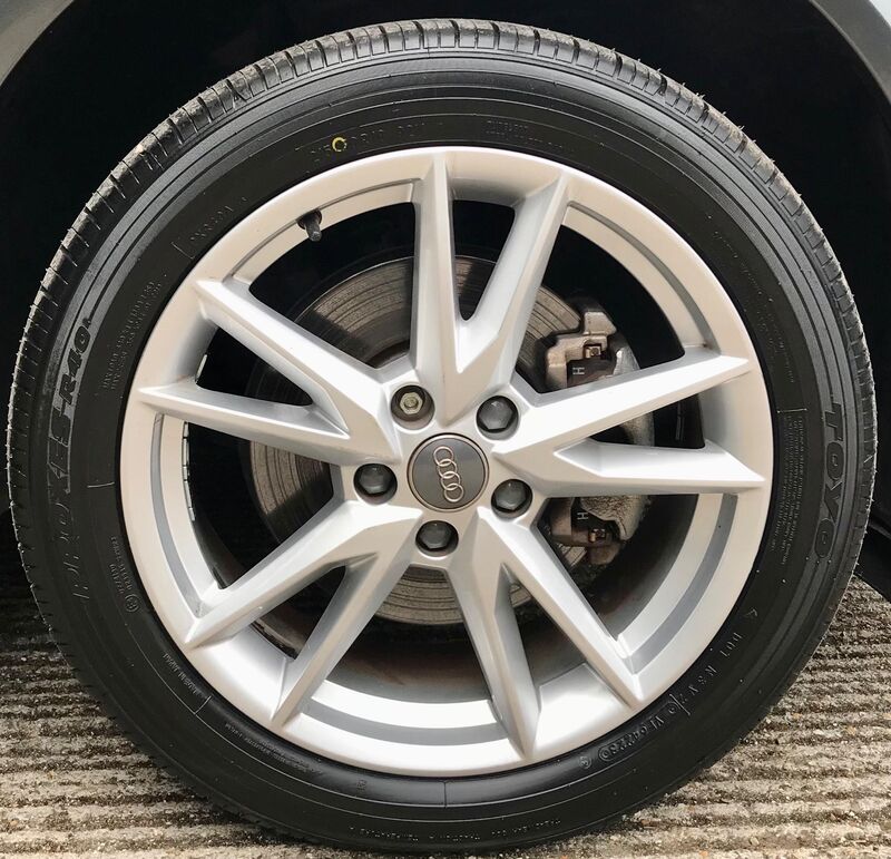 AUDI Q2