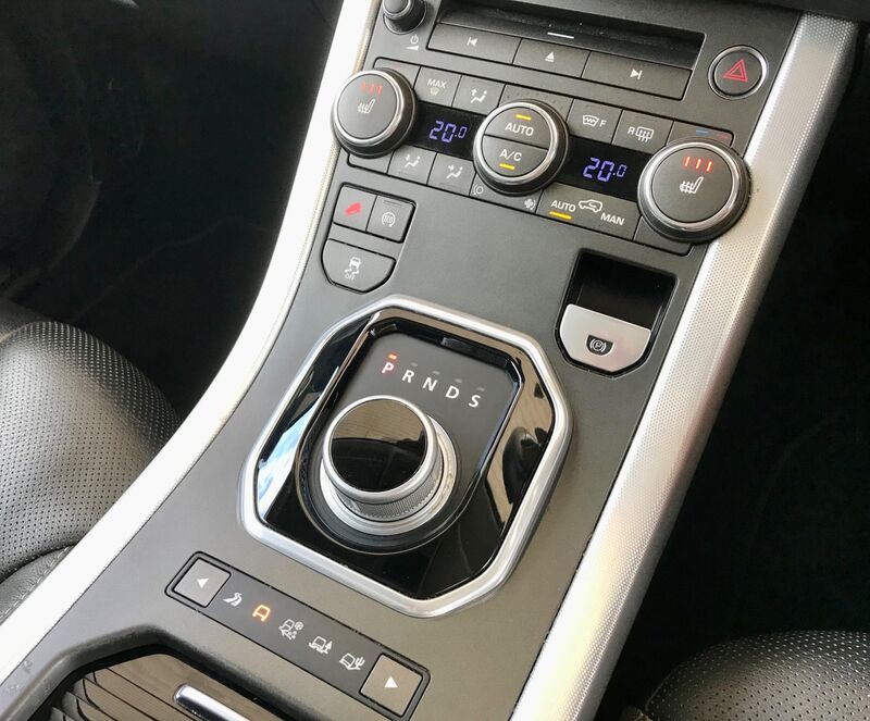 LAND ROVER RANGE ROVER EVOQUE