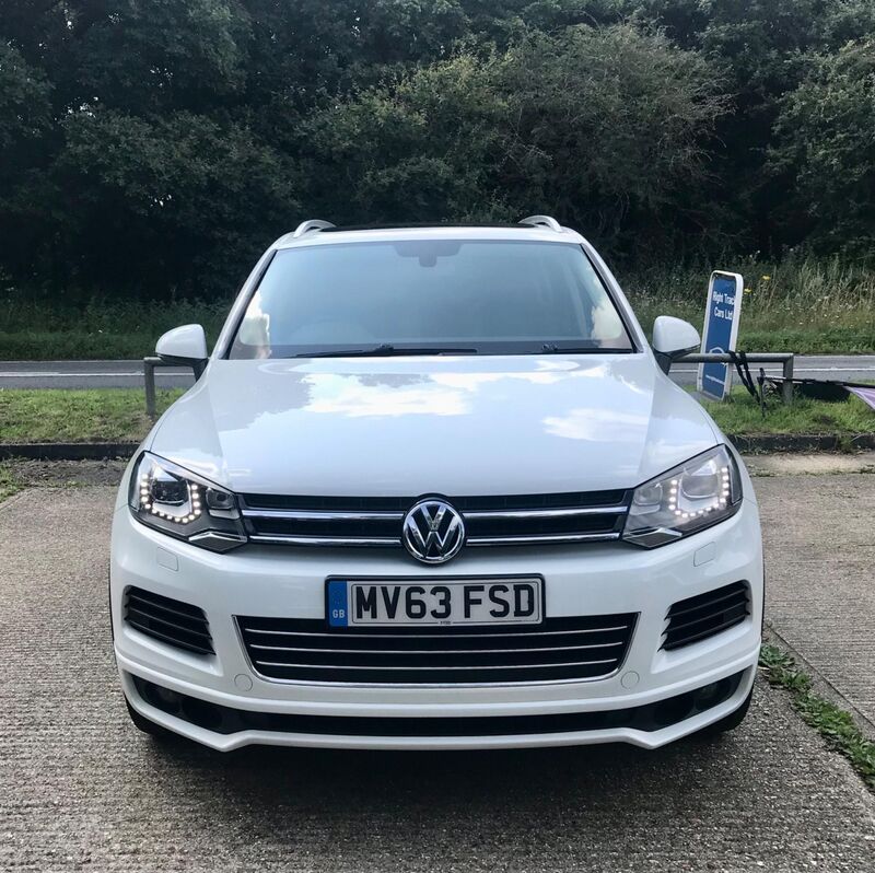 VOLKSWAGEN TOUAREG