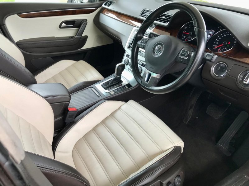 VOLKSWAGEN CC