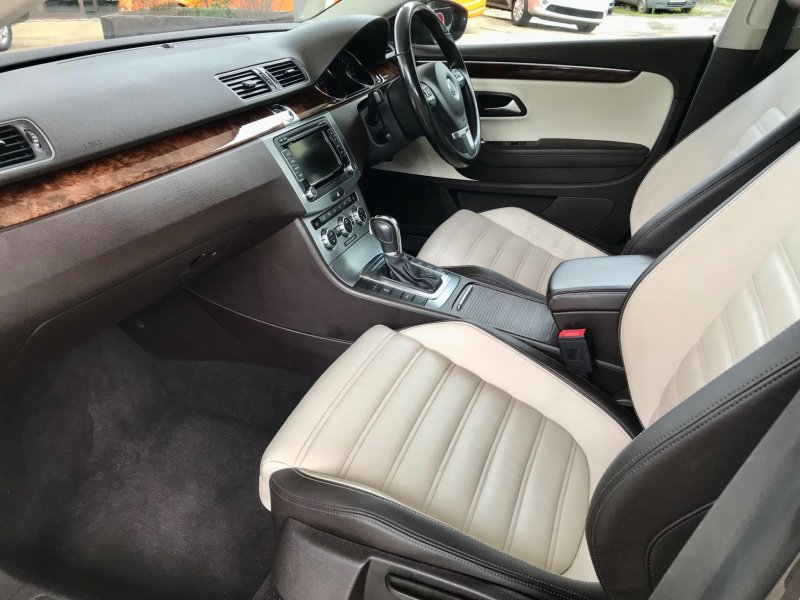 VOLKSWAGEN CC