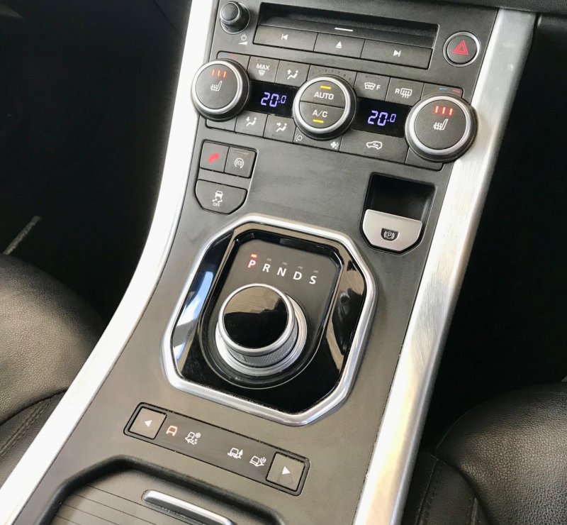 LAND ROVER RANGE ROVER EVOQUE