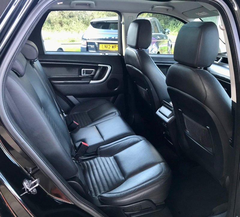 LAND ROVER DISCOVERY SPORT