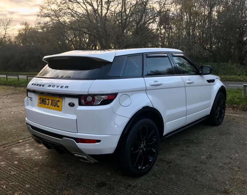 LAND ROVER RANGE ROVER EVOQUE