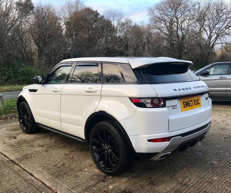 LAND ROVER RANGE ROVER EVOQUE