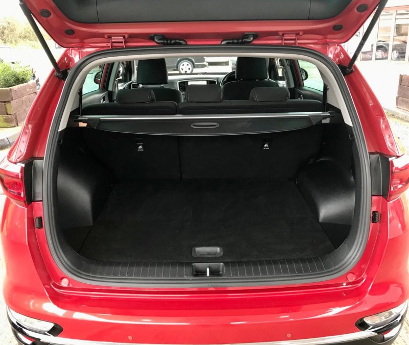 KIA SPORTAGE