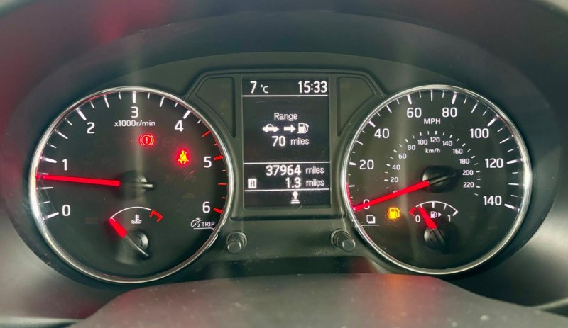 NISSAN X-TRAIL