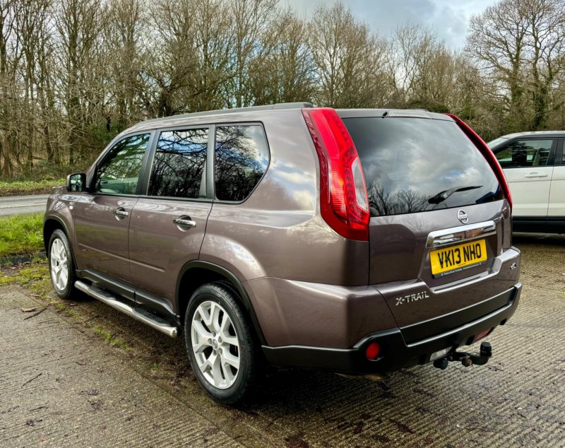 NISSAN X-TRAIL