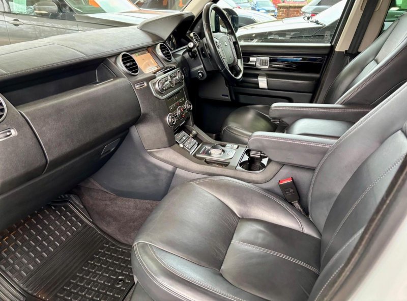 LAND ROVER DISCOVERY 4