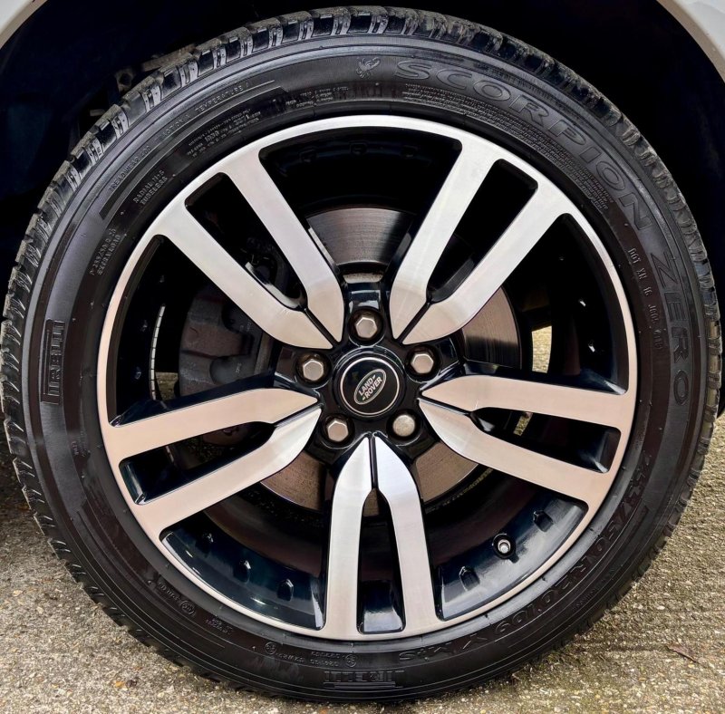 LAND ROVER DISCOVERY 4