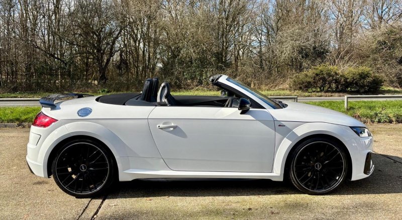 AUDI TT