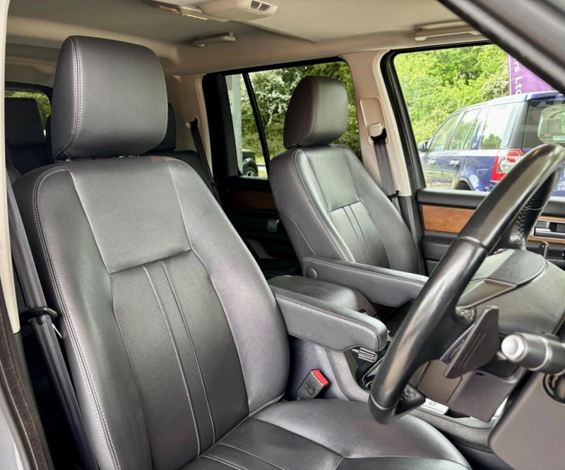 LAND ROVER DISCOVERY 4