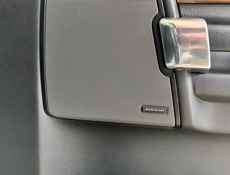 LAND ROVER DISCOVERY 4