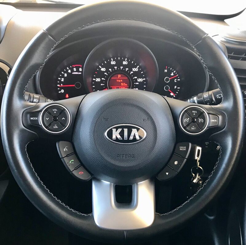 KIA SOUL